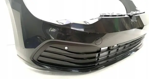 Volkswagen Golf VIII Front bumper 5H0807221H