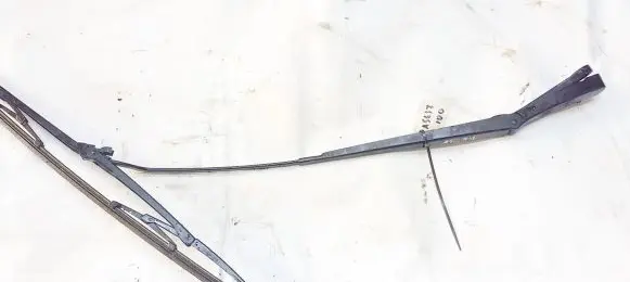 Ford Focus Front wiper blade arm xs4117526bb