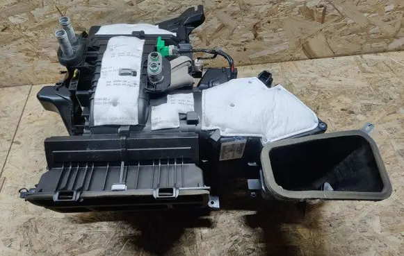 Hyundai i10 Interior heater climate box assembly 97200B9200