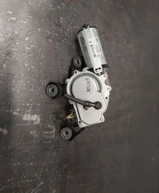 Audi A3 S3 8L Rear window wiper motor 404430B