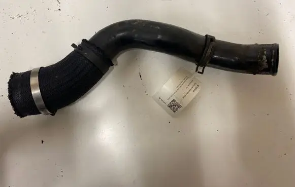 KIA Sorento Air intake hose/pipe