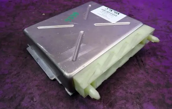 Volvo S60 Engine control unit/module ECU 
