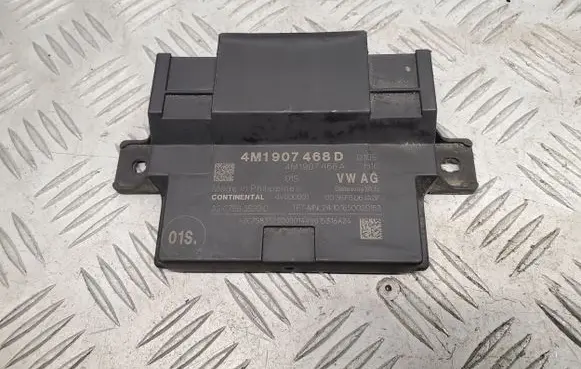 Audi A4 S4 B9 Gateway control module 4M1907468D