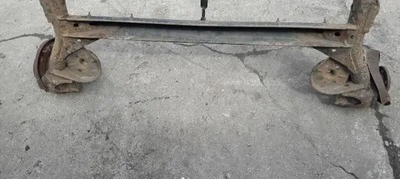 Volkswagen PASSAT B5 Rear axle beam 