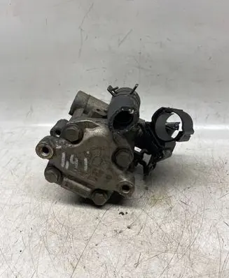 Volkswagen Golf IV Power steering pump
