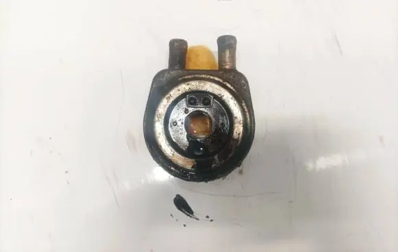 Engine oil radiator