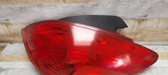 Rear/tail lights