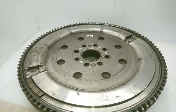 Toyota Avensis T250 Dual mass flywheel 134500R010