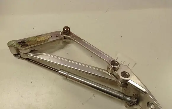 Volkswagen Phaeton Tailgate/trunk/boot hinge 3D5827583