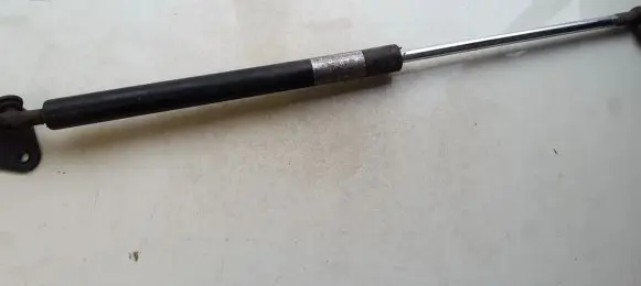 Honda FR-V Tailgate/trunk strut/damper