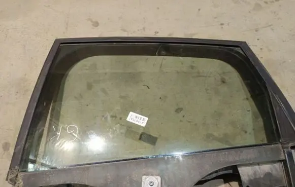 Audi A2 Rear door window glass