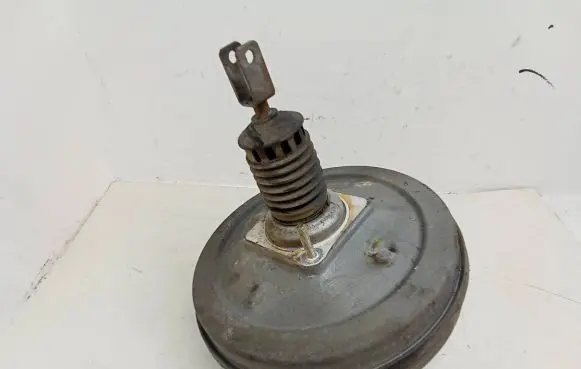 Opel Vivaro Brake booster 8200003516 91165929