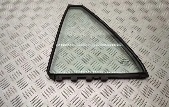 Rear vent window glass