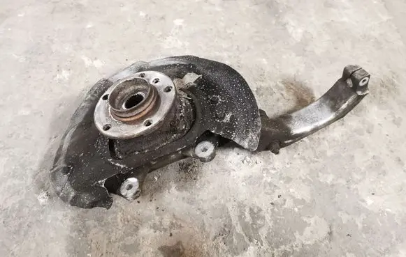 BMW X5 E70 Front wheel hub 6773783