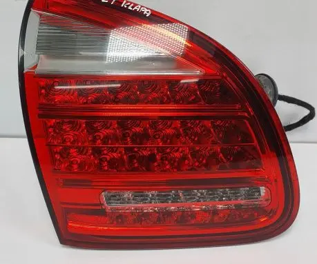 Porsche Cayenne (92A) Tailgate rear/tail lights 7P5945093K