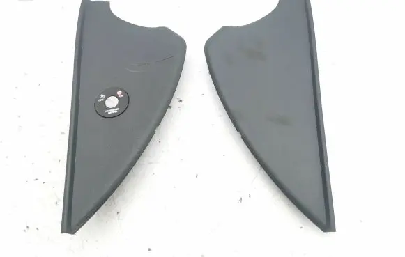 Hyundai Santa Fe Dashboard side end trim 847662W200 847682W000