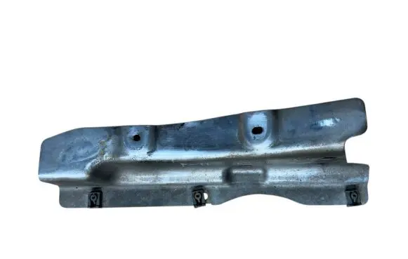 BMW 5 F10 F11 Heat shield in engine bay 51487185203 7185203 24640010