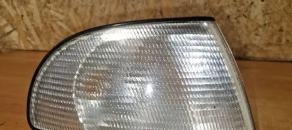 Audi A4 S4 B5 8D Front indicator light 084411514r