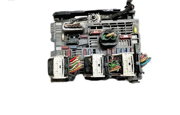 Peugeot 308 BSM Control unit 9675878480