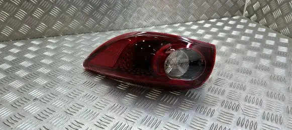 Mazda 3 II Rear/tail lights B45D51150