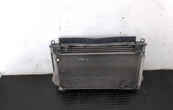 Toyota Auris 150 Front piece kit 16040-0R050