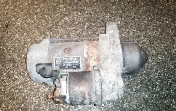 Toyota Corolla Verso E121 Starter motor 281000G040