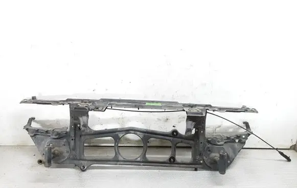 BMW 5 E39 Radiator support slam panel