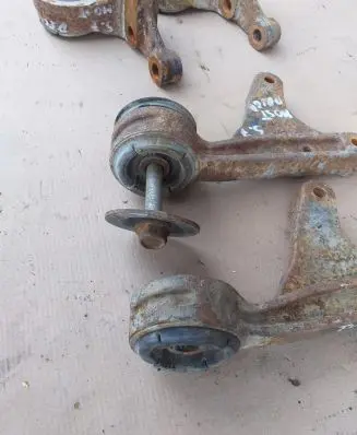 Toyota Tundra II Front axle beam 