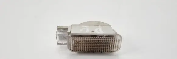 Volkswagen PASSAT B5 Other interior light 3B0947415B