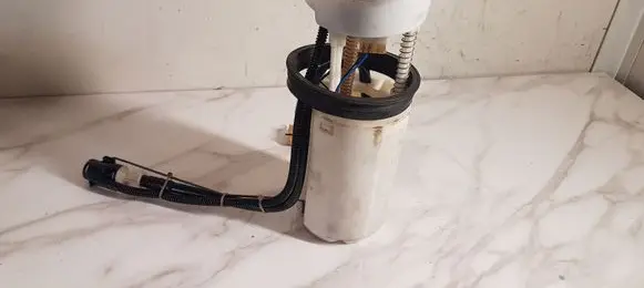 Mercedes-Benz ML W163 In-tank fuel pump F3134052 03134