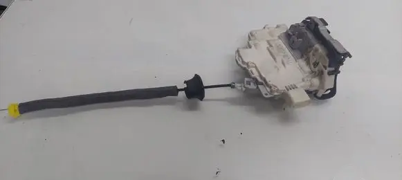 Audi A6 S6 C7 4G Rear door lock 4G0839015