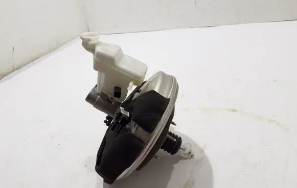 Peugeot Partner III Brake booster 9821104980