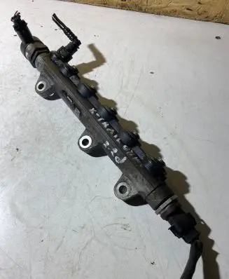 Nissan X-Trail T31 Fuel main line pipe 8200718753 0445214155 H8200610223
