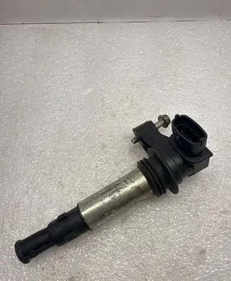 Cadillac STS Seville High voltage ignition coil 0221604104 12583514