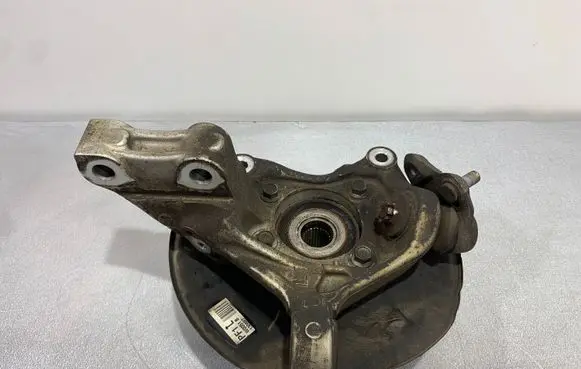 Toyota Prius (XW30) Front wheel hub W0051B130807