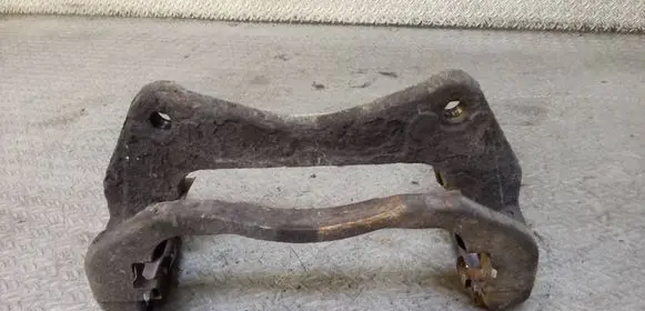 Mitsubishi Lancer VIII Front Brake Caliper Pad/Carrier