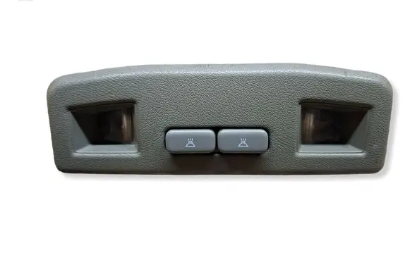 Mitsubishi Pajero Front seat light 