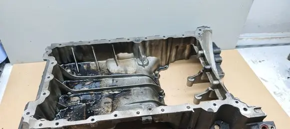 Mercedes-Benz E A207 Oil sump A6420142602