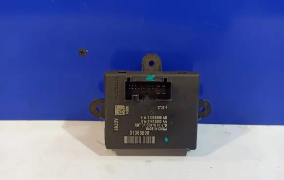 Volvo S60 Door control unit/module 31358598