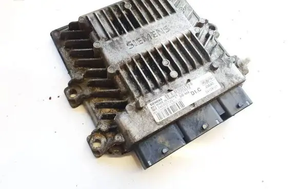 Volvo V50 Engine control unit/module 30729518 5ws40212g-t