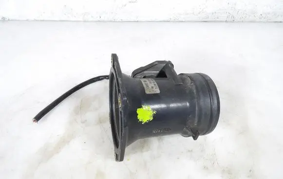 Audi A4 S4 B5 8D Mass air flow meter 06B133835E