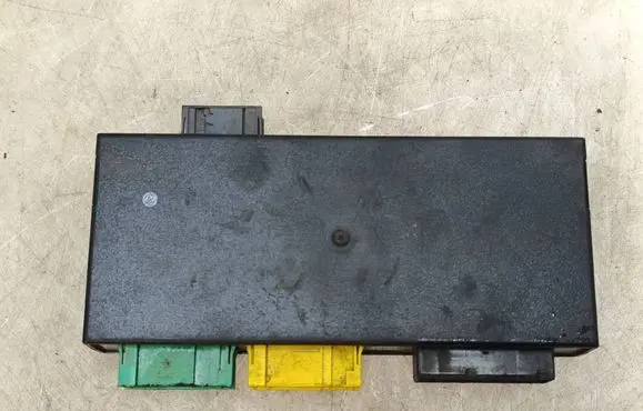 BMW 3 E36 Comfort/convenience module 61358360060 069403 8360060