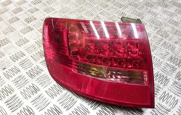Rear/tail lights