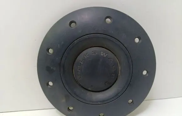 Volkswagen Caddy Original wheel cap 2K0601149C