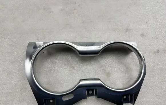 Ford Mustang VI Cup holder FR3B63045M18A FR3B63045M18