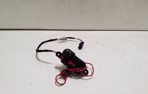 Audi A1 Fuel tank cap lock motor 8X0971749 8V0862153A