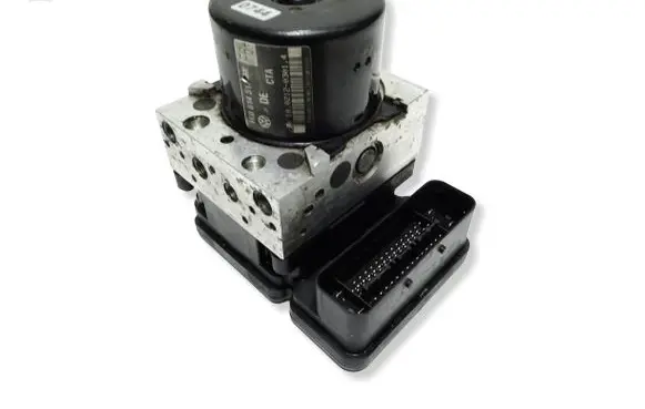 Skoda Octavia Mk2 (1Z) ABS Pump 1K0907379AP 1K0614517BK A102120301
