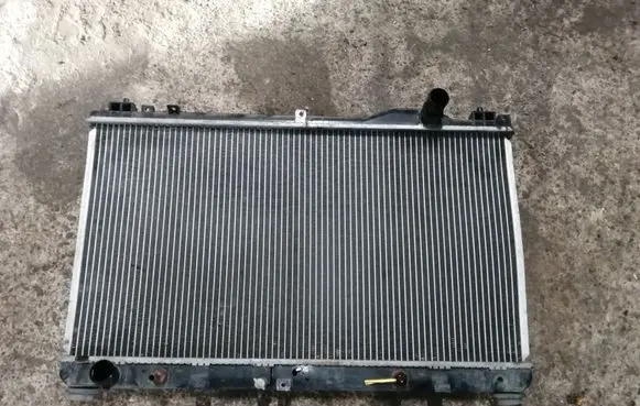 Toyota Avalon XX20 Coolant radiator