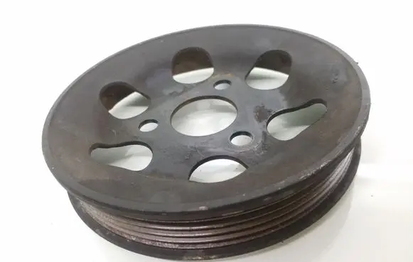 Volkswagen PASSAT B5 Power steering pump pulley 058145255E