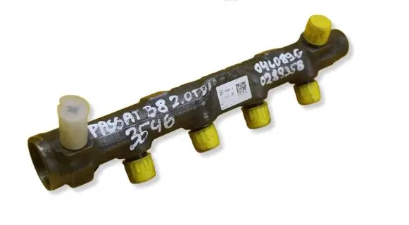 Volkswagen PASSAT B8 Fuel main line pipe 04L089G 0289358